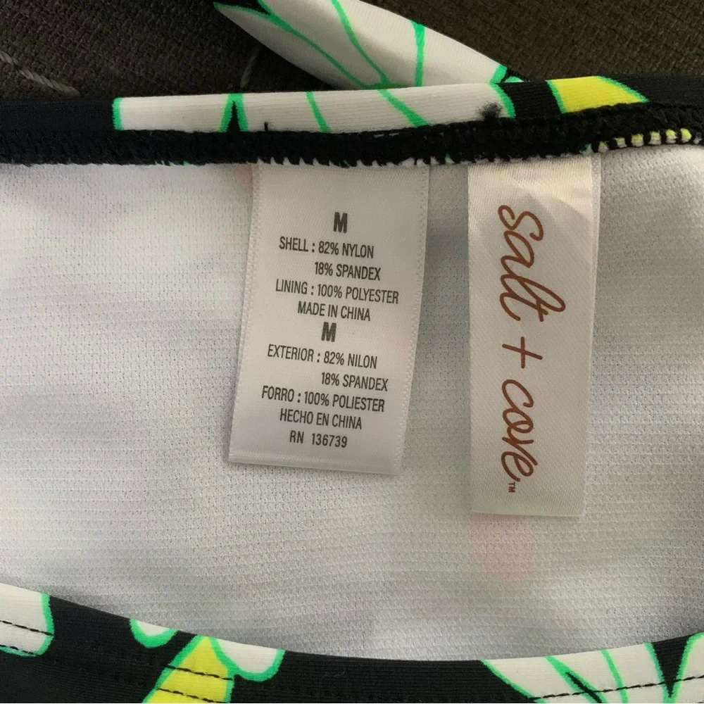 Salt + Cove Juniors' Daisy Dance Underwire Push-Up Bikini swimsuit medium - Picture 5 of 5